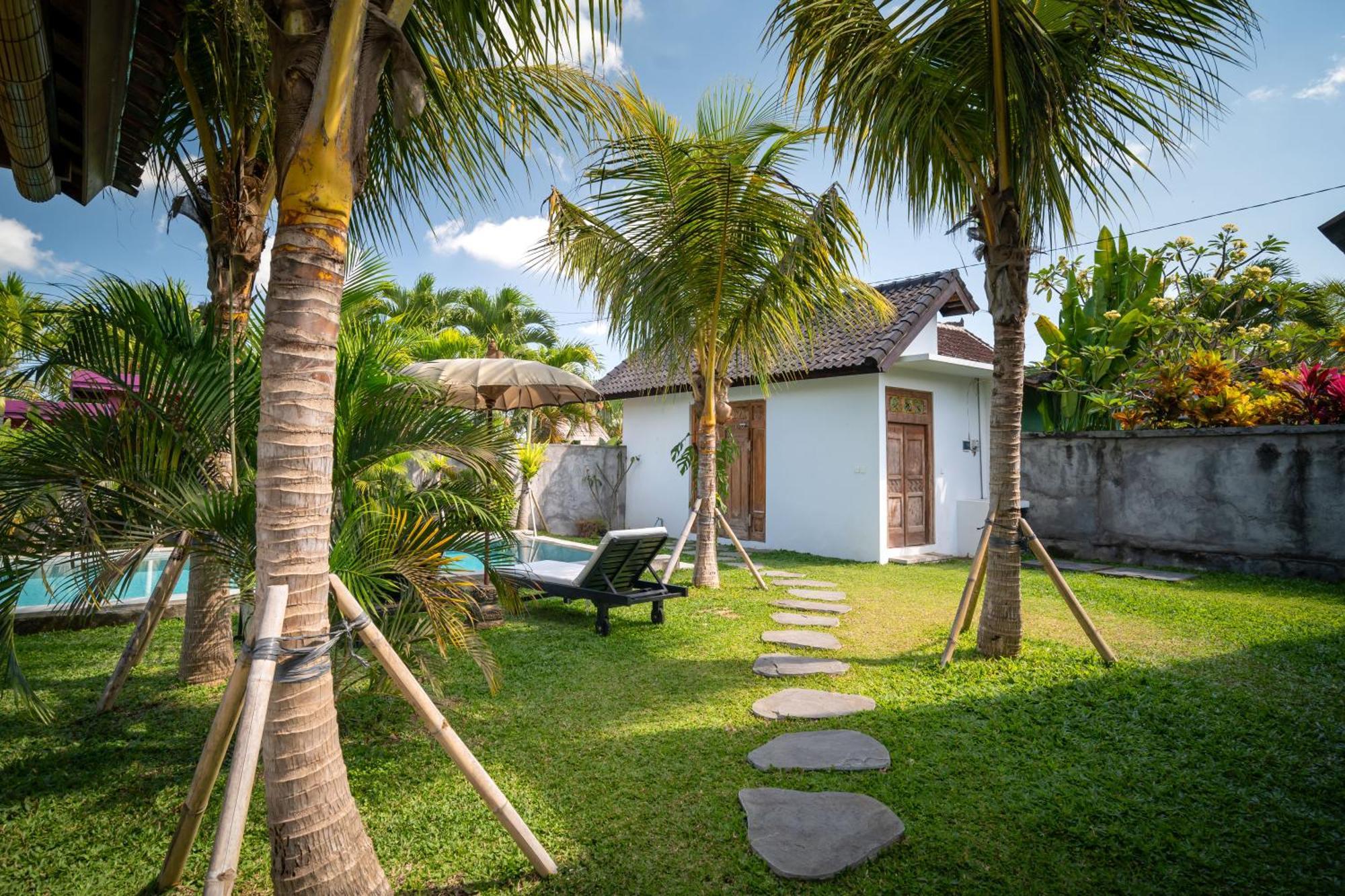 Kelapa Di Sawah By Travellink Bali